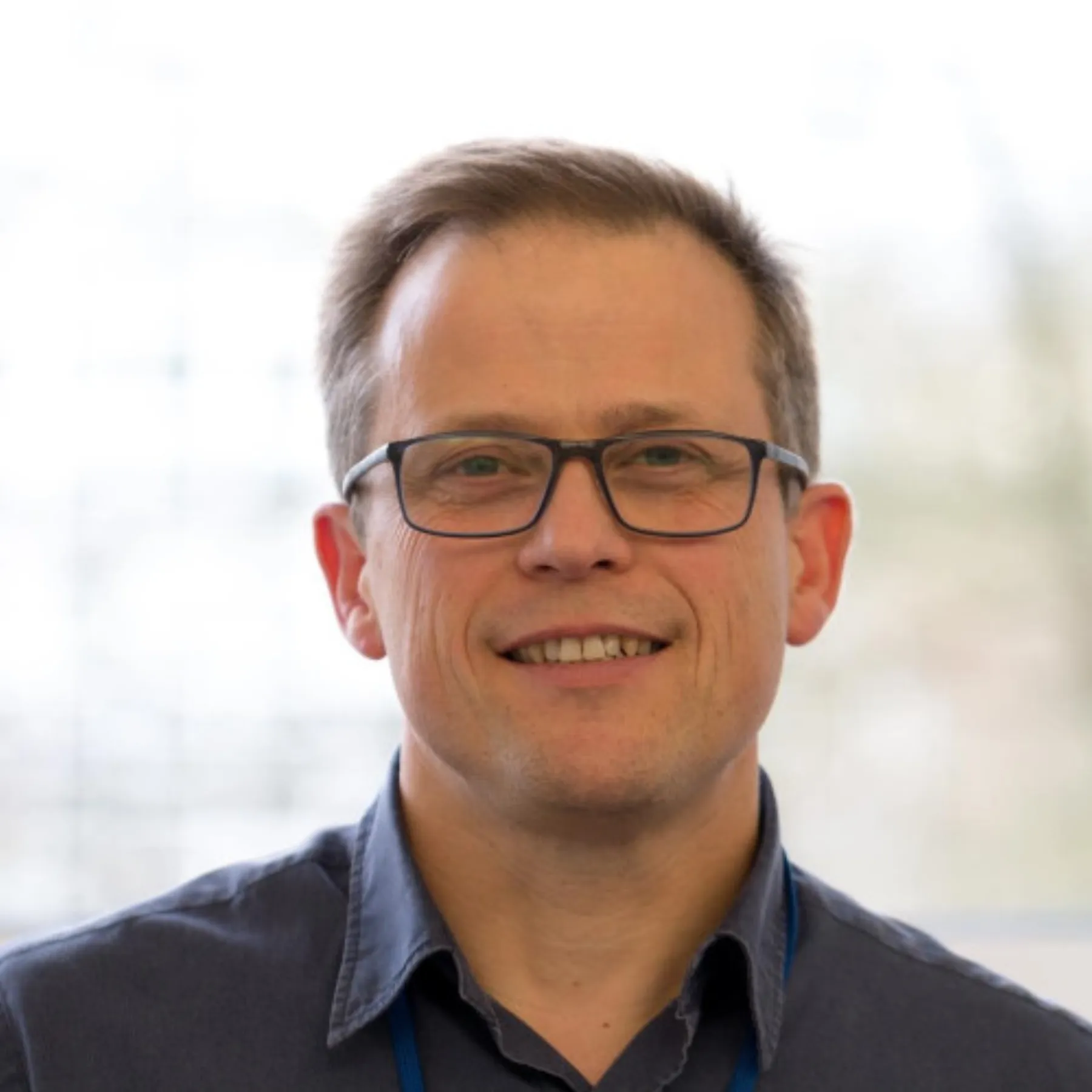 Portrait of Emmanuel Narinx, owner and host of Le Soyeureux